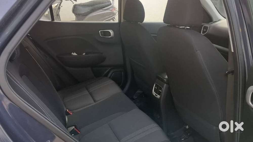 Hyundai Venue 1.2 S Plus, 2020, Petrol