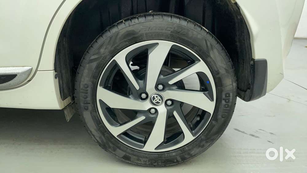 Toyota Glanza 1.2 V, 2023, Petrol