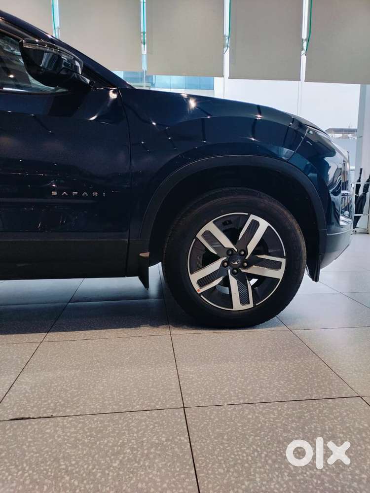 Tata Safari Adventure Plus A At, 2025, Diesel