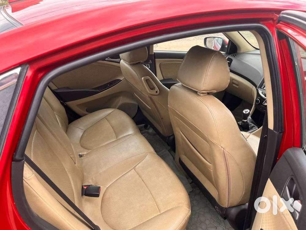 Hyundai Verna Fluidic 1.6 Crdi Sx Opt, 2016, Diesel