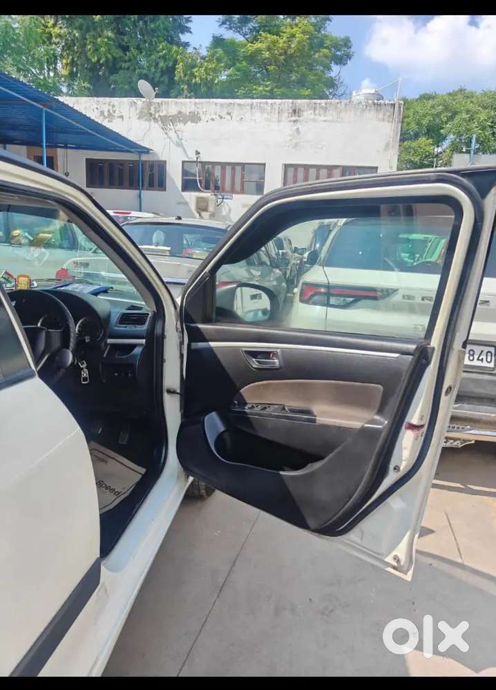 Swift Vxi Petrol 2014