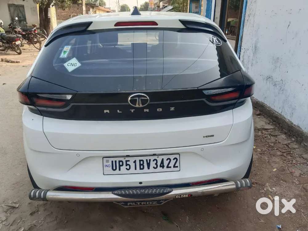 Tata Altroz Xe 2025