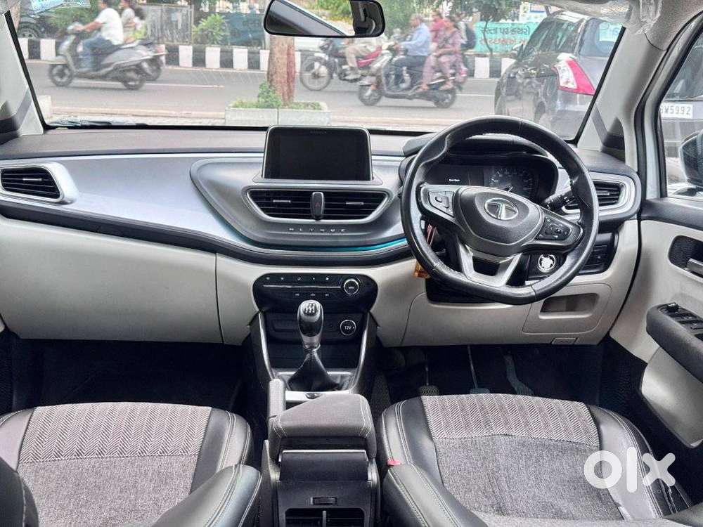 Tata Altroz Xz, 2021, Petrol