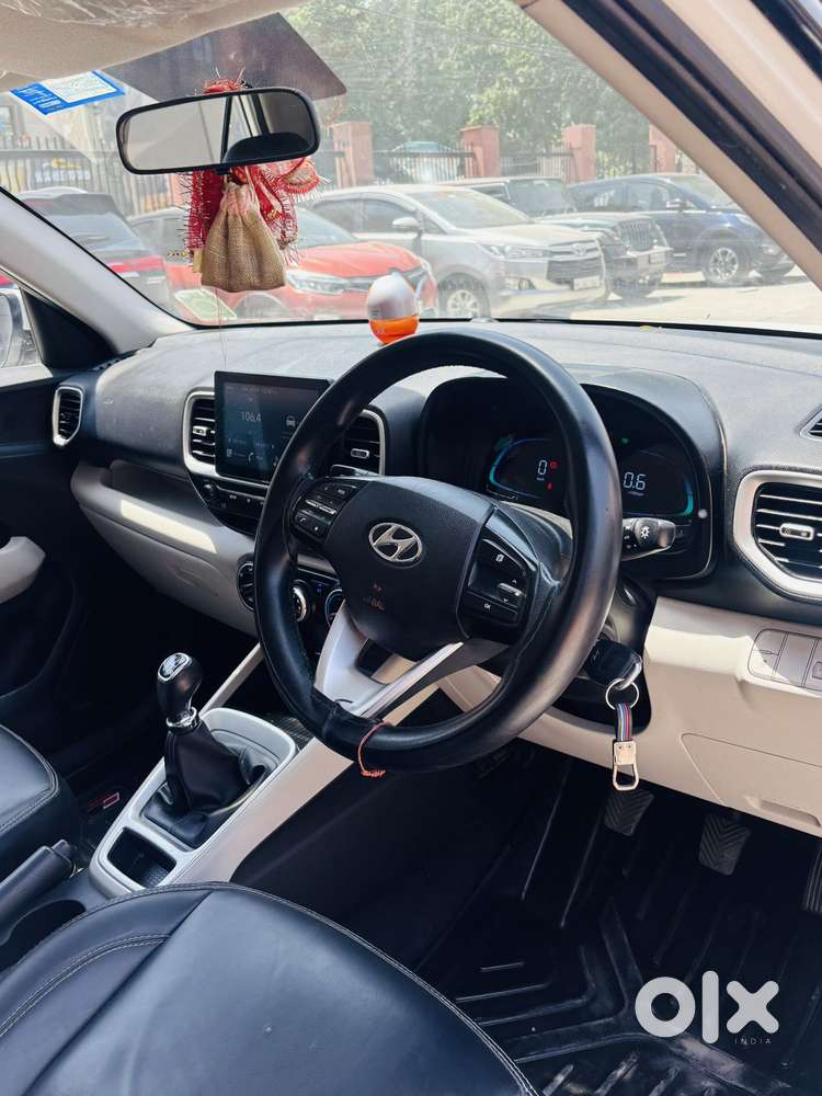 Hyundai Venue S, 2022, Petrol