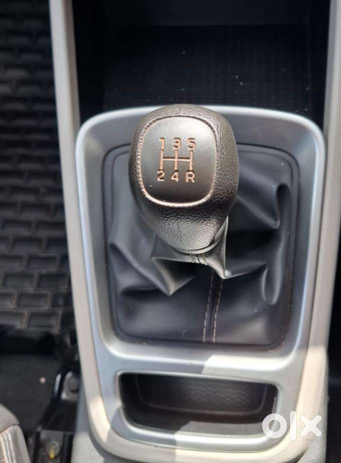 Hyundai Venue 1.2 S (o), 2023, Petrol