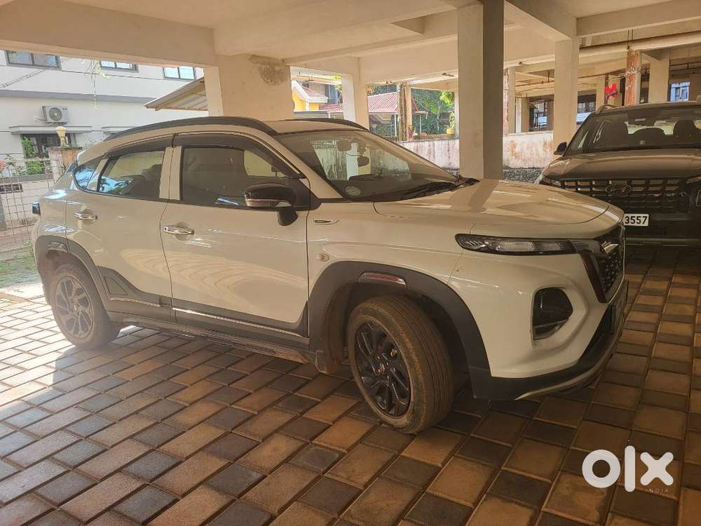 Maruti Suzuki Fronx 2024 Petrol 25600 Km Driven