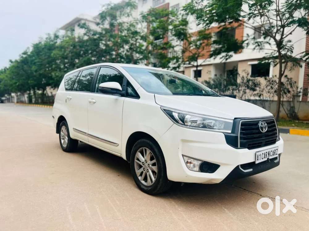 Toyota Innova Crysta [2020-ongoing] 2.4 Gx 7 Str, 2023, Diesel