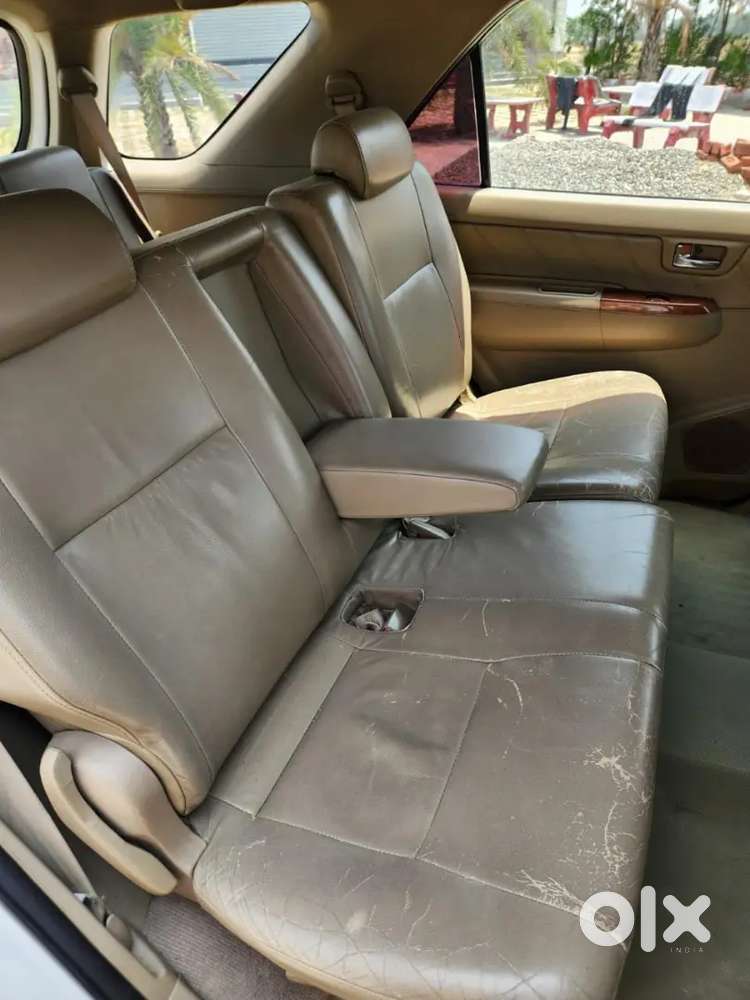 Toyota Fortuner Diesel 2010 Year
