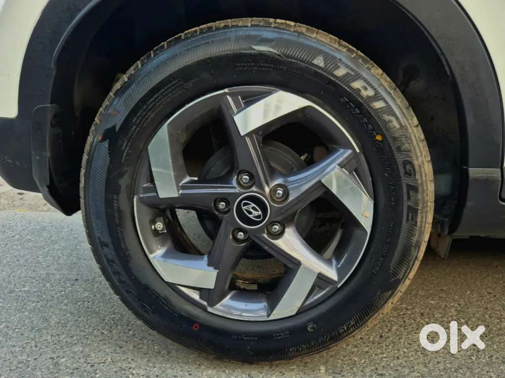 Hyundai Venue 1.0 Sx (o) Turbo Dct, 2021, Petrol
