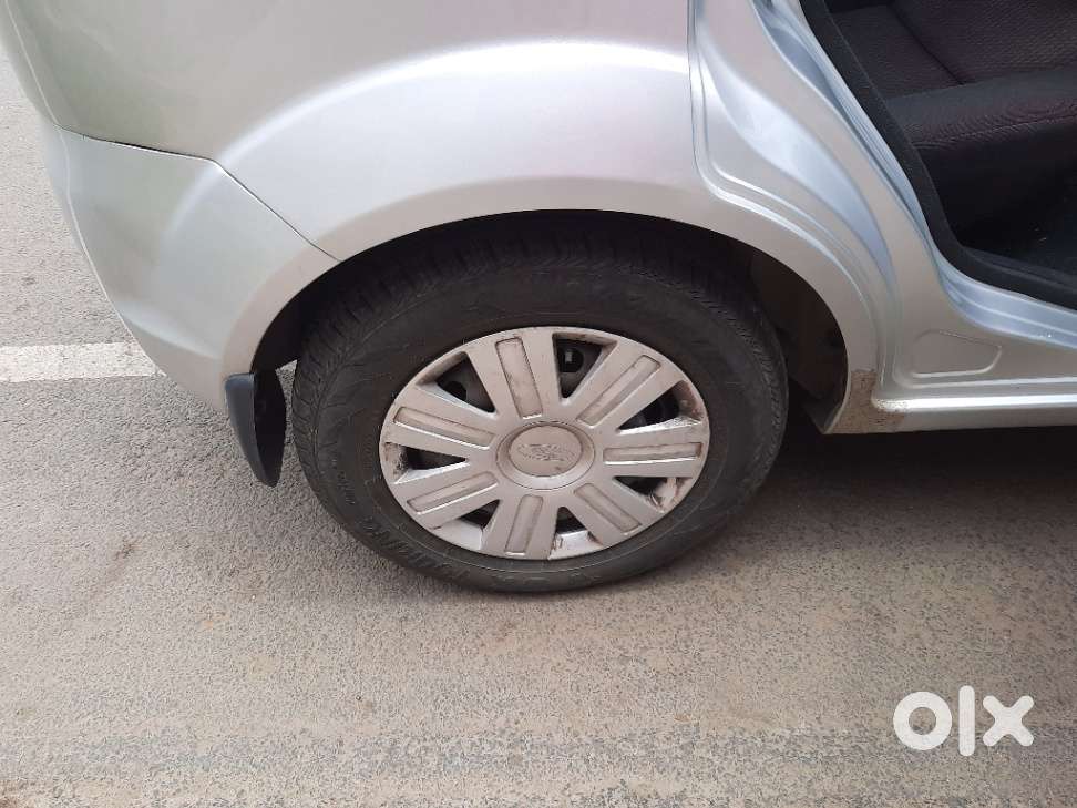 Ford Figo Petrol Titanium, 2010, Petrol