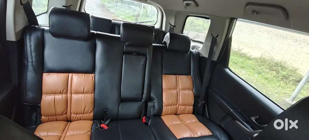 Mahindra Xuv500 W7
