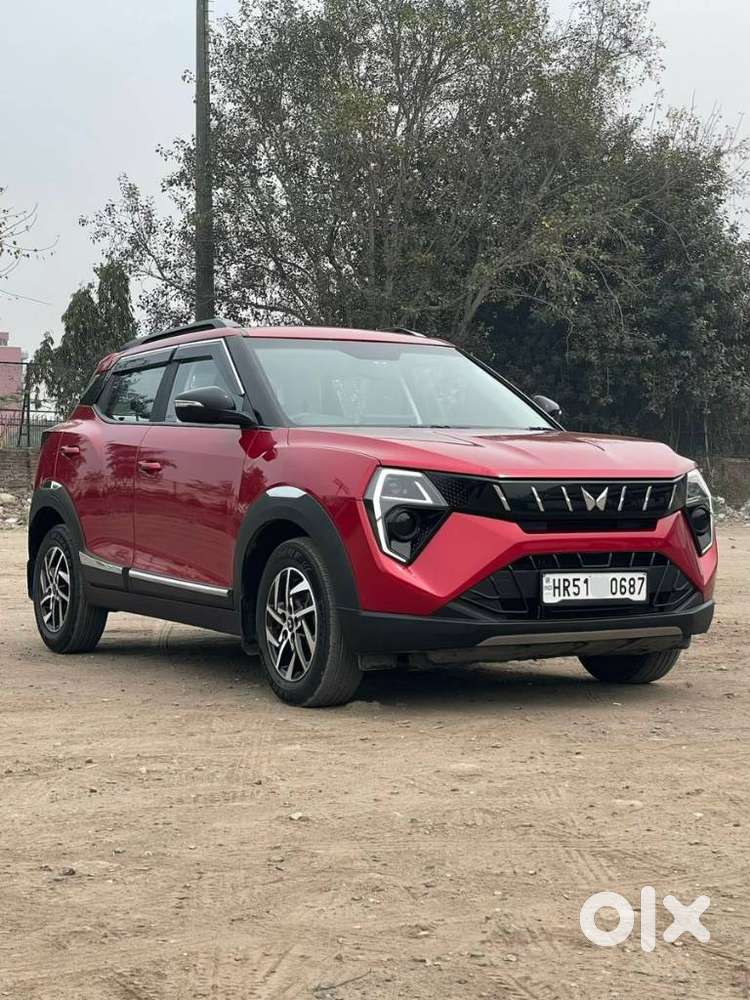 Mahindra Xuv 3xo Ax5 Pm Mt, 2024, Petrol