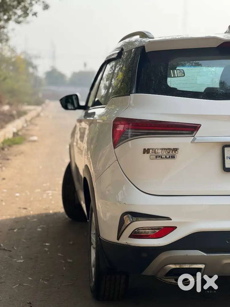 Mg Hector Plus 2022 Petrol 55000 Km Driven