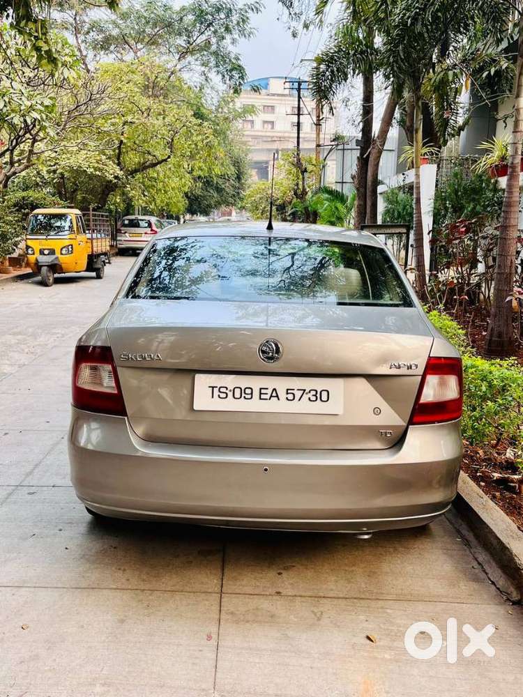 Skoda Rapid Ambition 1.6 Tdi Cr Manual Plus, 2014, Diesel