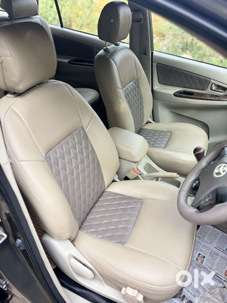 Toyota Innova 2.5 V 7 Str, 2012, Diesel