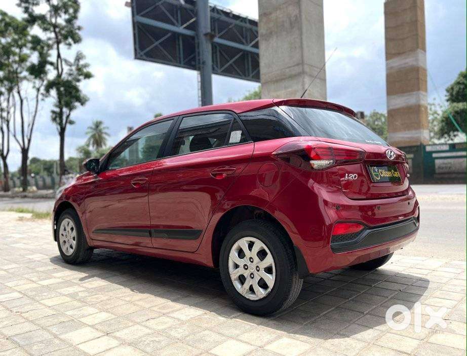 Hyundai I20 Sportz 1.2 Bs-iv, 2018, Petrol