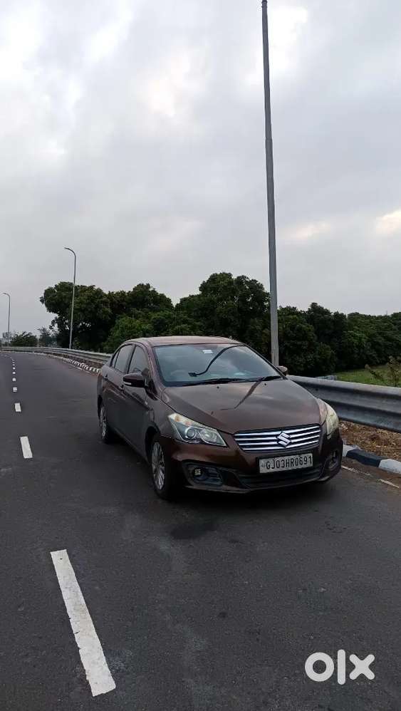 Maruti Suzuki Ciaz Nov 2015 Diesel 70000 Km Driven Well Maintained
