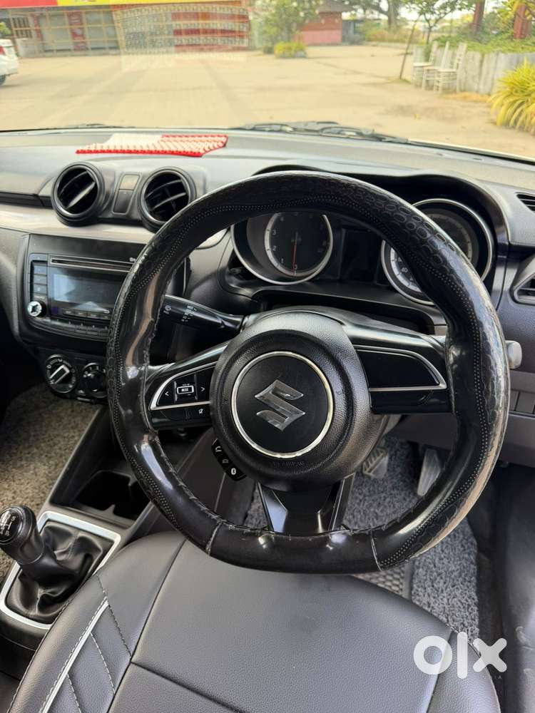 Maruti Suzuki Swift Vxi + Manual, 2019, Petrol