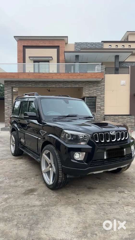 Scorpio S11 Top Model