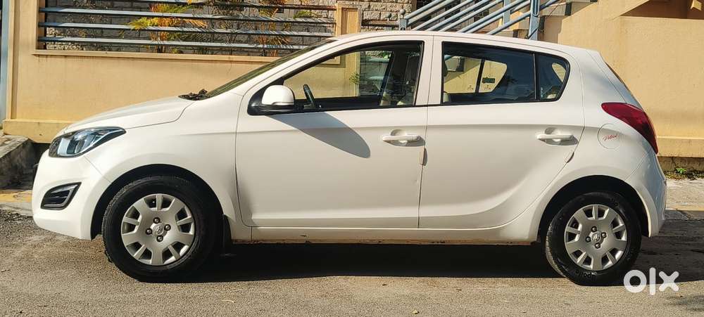 Hyundai I20 Magna Optional 1.2, 2013, Petrol