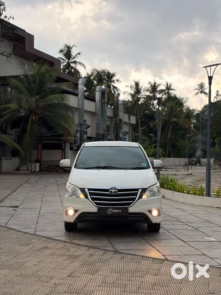 Toyota Innova Diesel 2013 Variant High Quality