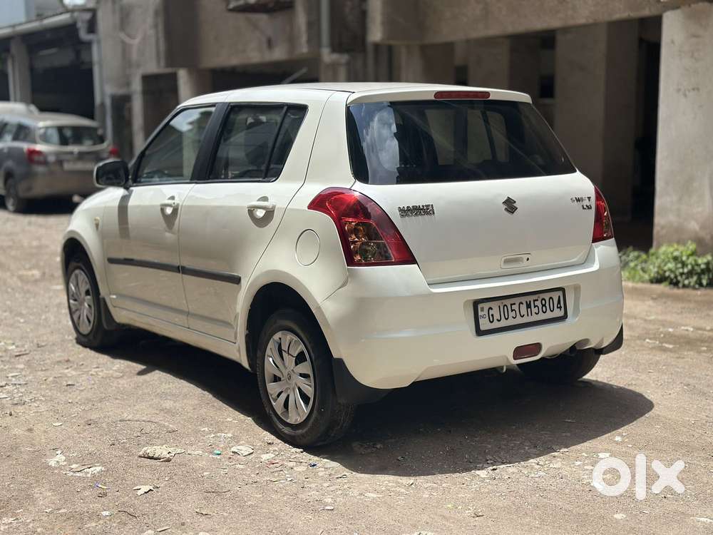 Maruti Suzuki Swift 1.3 Lxi, 2010, Petrol