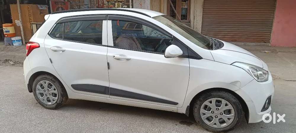 Hyundai Grand I10 2016 Petrol 88350 Km Driven