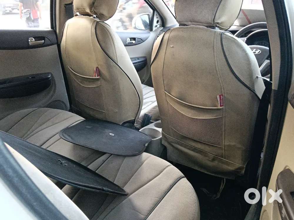 Argent Hyundai I20 1.2 Spotz 2011 Only Petrol 2031.tak Peper Valid