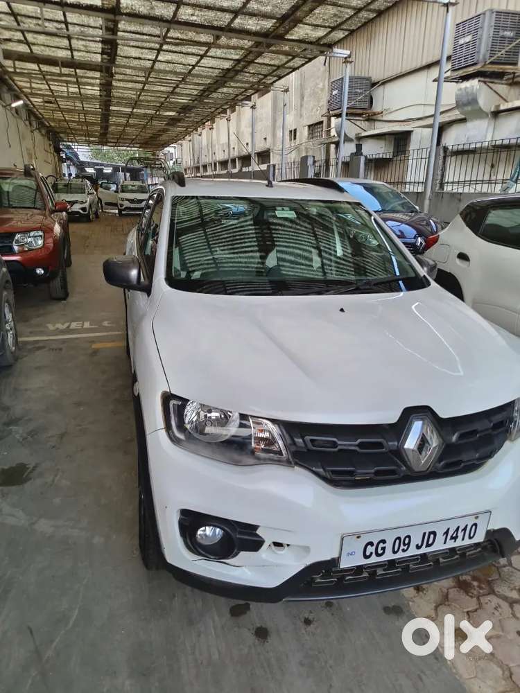 Renault Kwid 2017 Car With Showroom Service Record