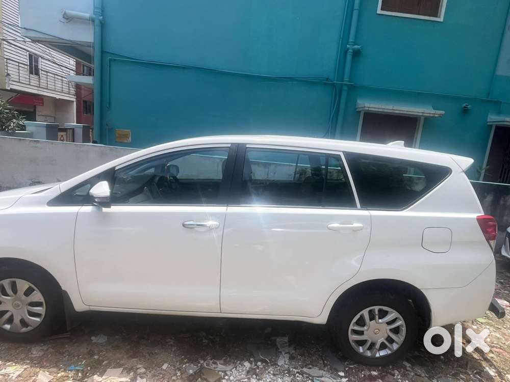 Toyota Innova Crysta 2021
