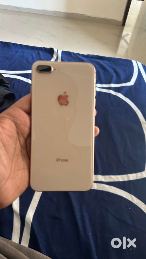 Iphone 8 plus ( rose gold 64gb) - Mobile Phones in undefined