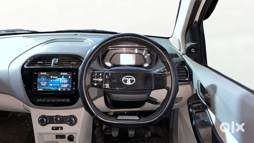 Tata Tiago Xz Plus Cng Dual Tone, 2025, Cng & Hybrids