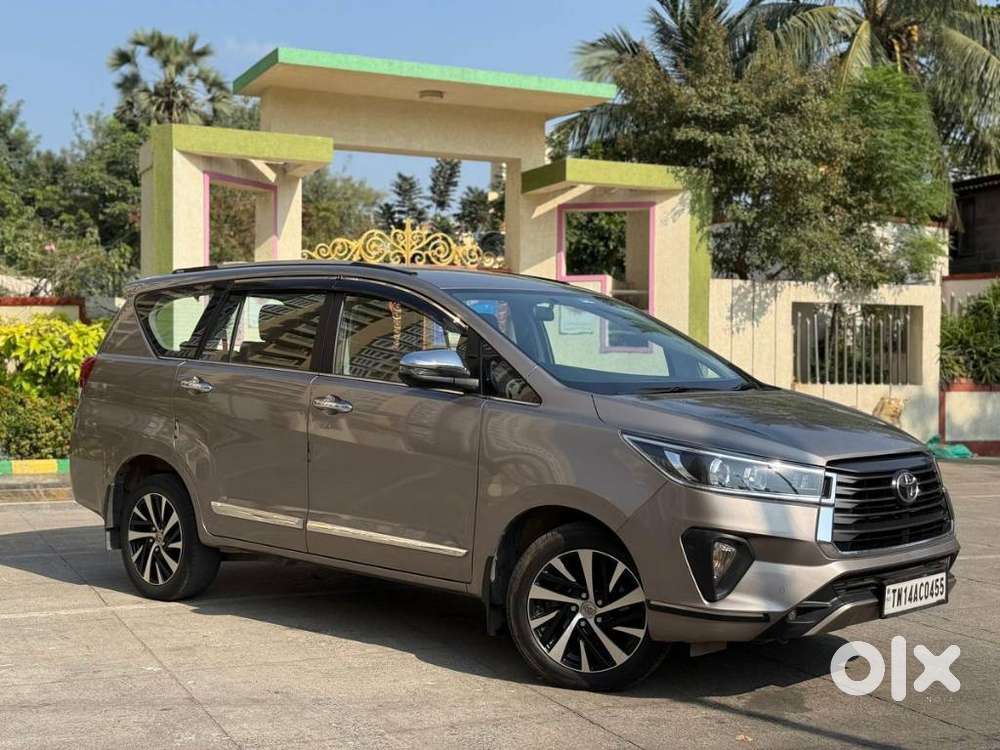 Toyota Innova Crysta