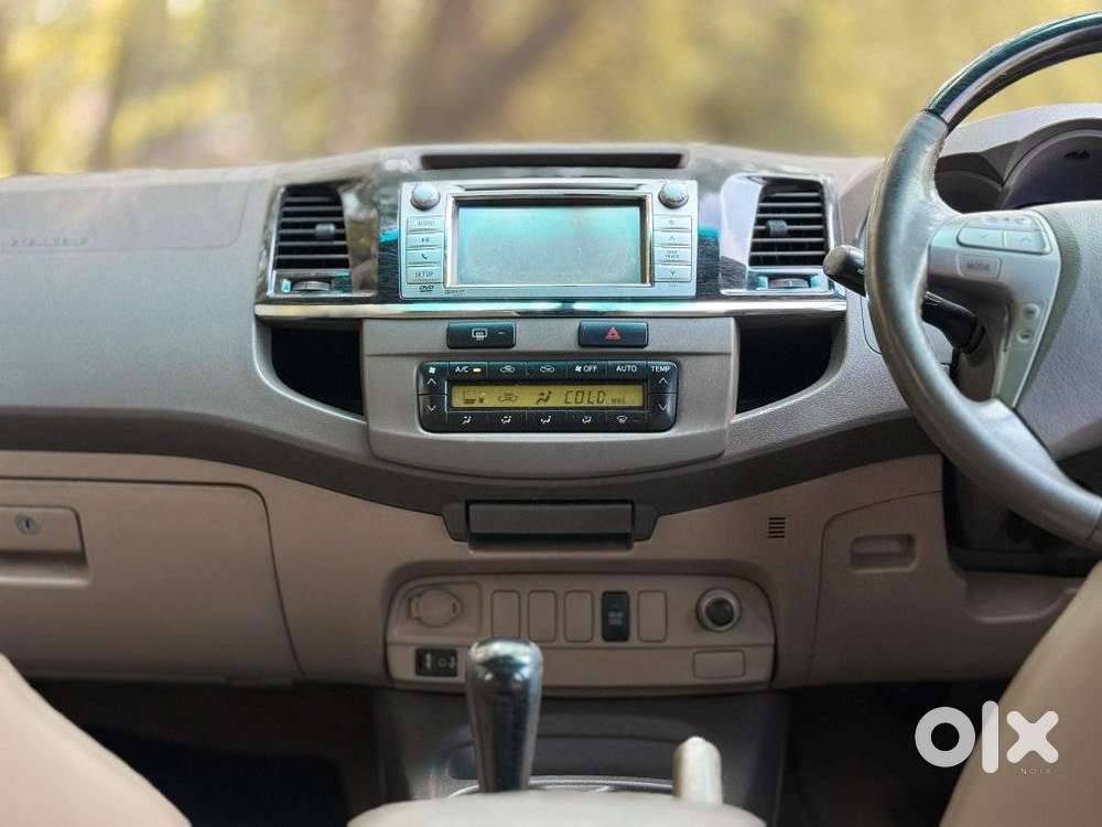 Toyota Fortuner 3.0 4x2 Automatic, 2012, Diesel