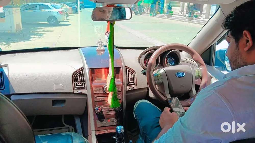 Mahindra Xuv500 2012 Diesel 135000 Km Driven