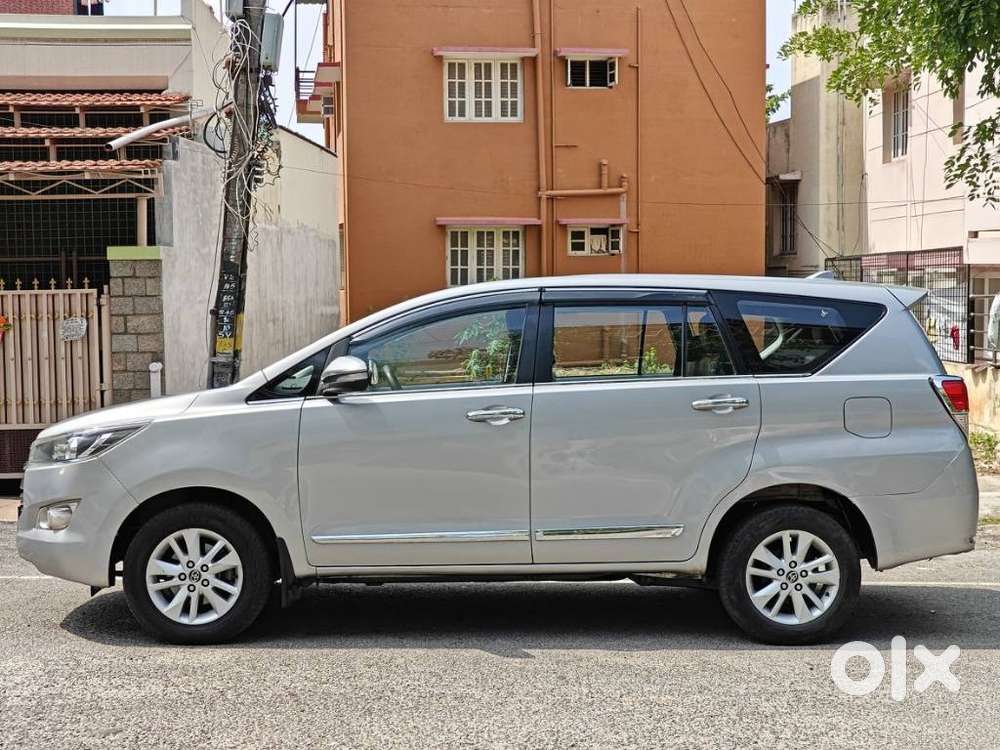Toyota Innova Crysta 2.4 G Mt, 2017, Diesel