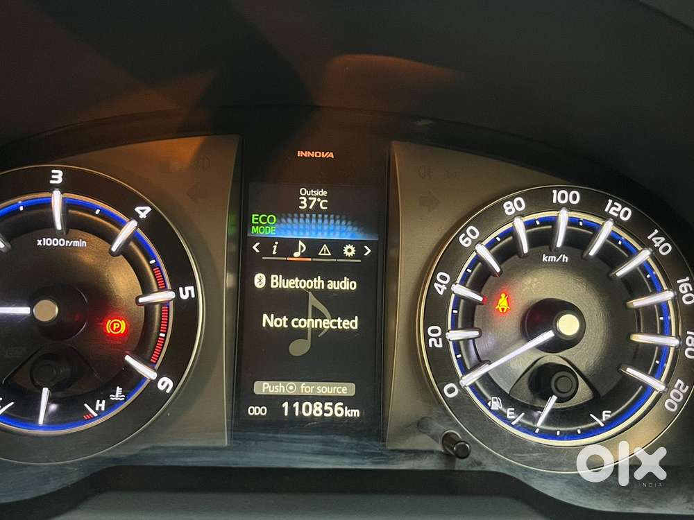 Toyota Innova Crysta 2.4 Vx Mt 8s, 2016, Diesel