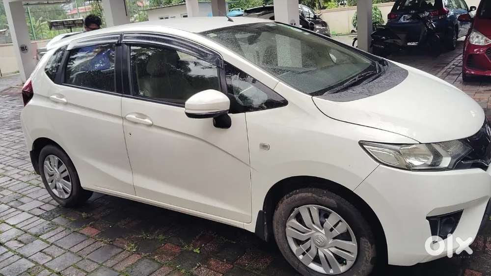 Honda Jazz 2017 | 45,244 Km | ₹4,15000 | Insurance Fully Covered
