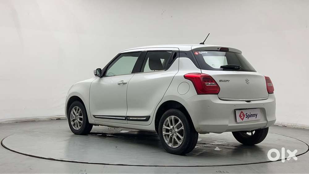 Maruti Suzuki Swift Amt Zxi, 2022, Petrol