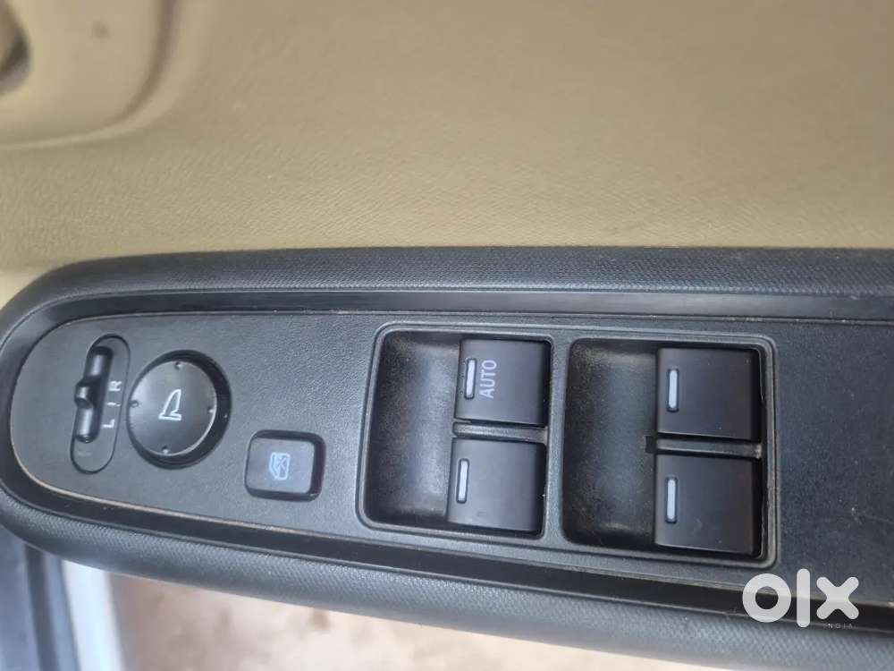 Honda Amaze 1.2 2017 Petrol Manual