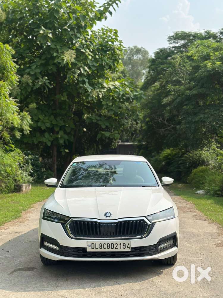 Skoda Octavia 2.0 Style Tsi At, 2022, Petrol