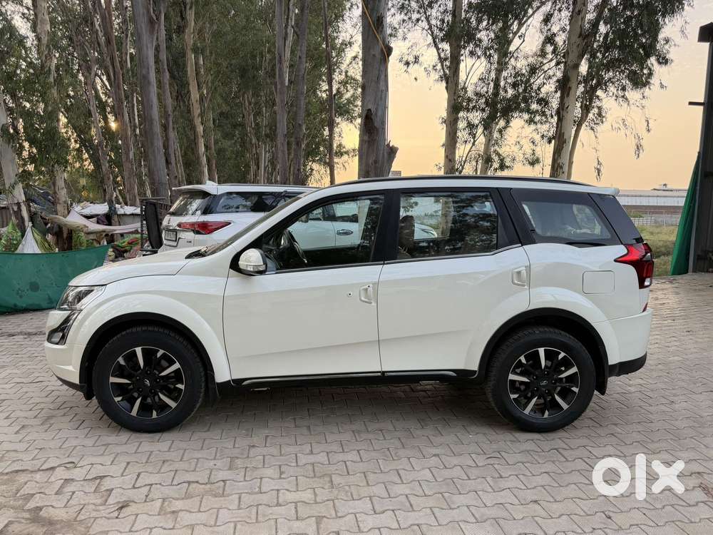 Mahindra Xuv500 W11 Option, 2019, Diesel