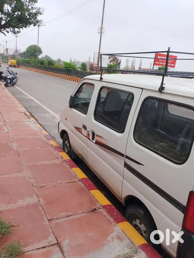Maruti Suzuki Eeco 2017