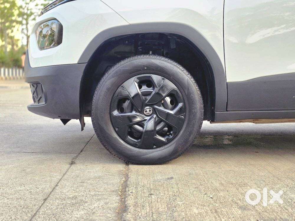 Tata Punch Camo Adventure Mt, 2022, Petrol