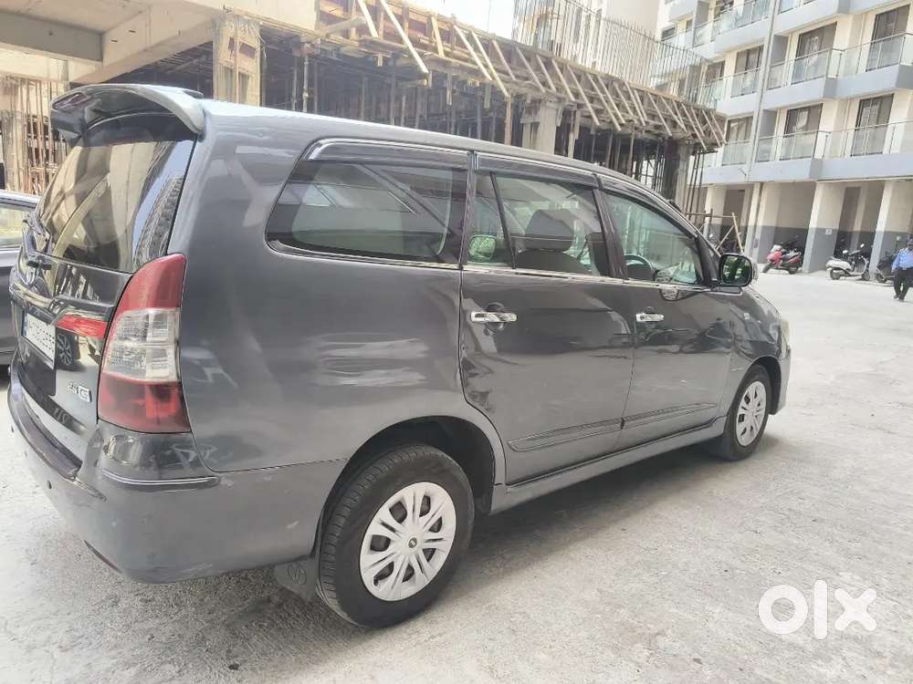 Toyota Innova 2015 Diesel Well Maintained