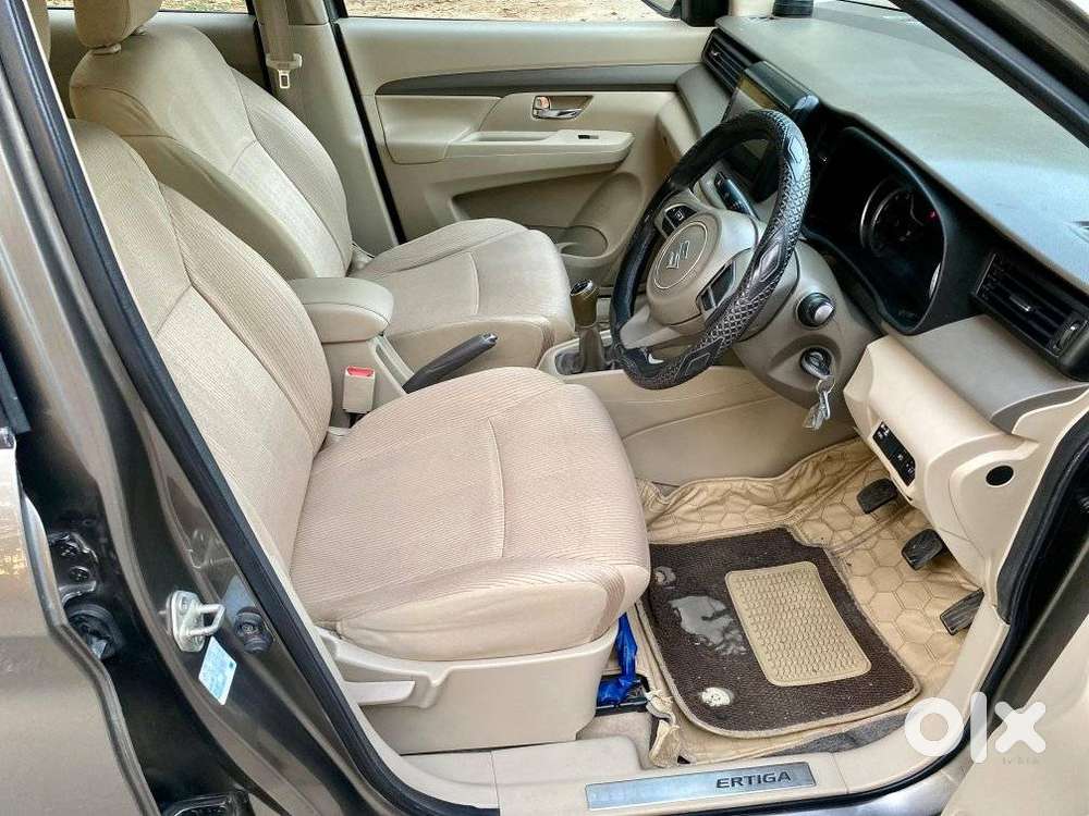 Maruti Suzuki Ertiga 2022-2023 Vxi Cng, 2022, Cng & Hybrids