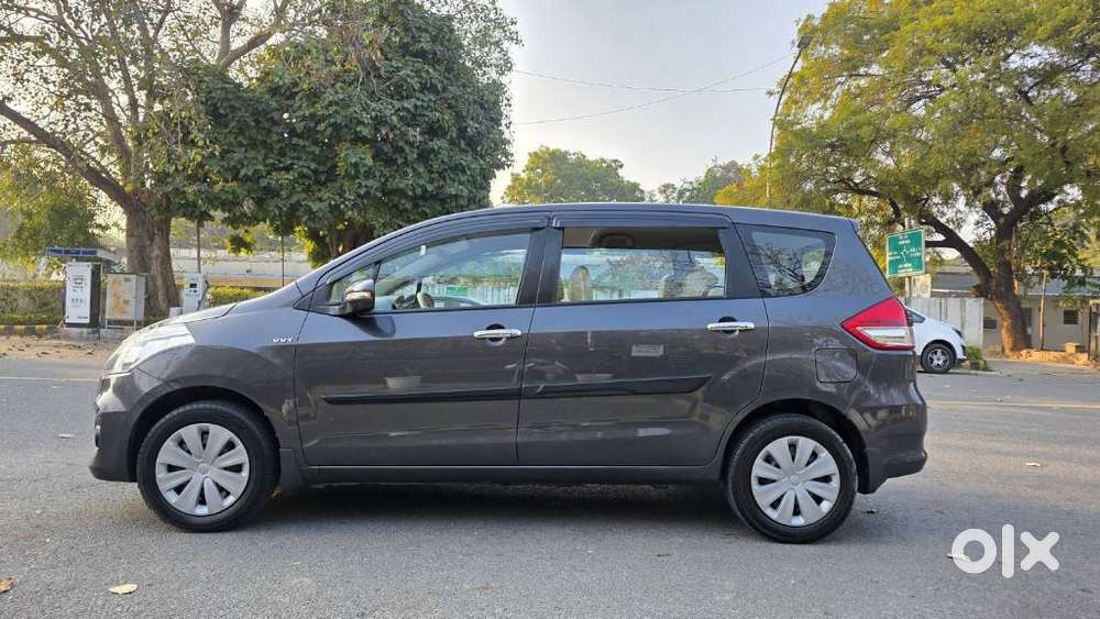 Maruti Suzuki Ertiga Vxi Shvs, 2016, Petrol