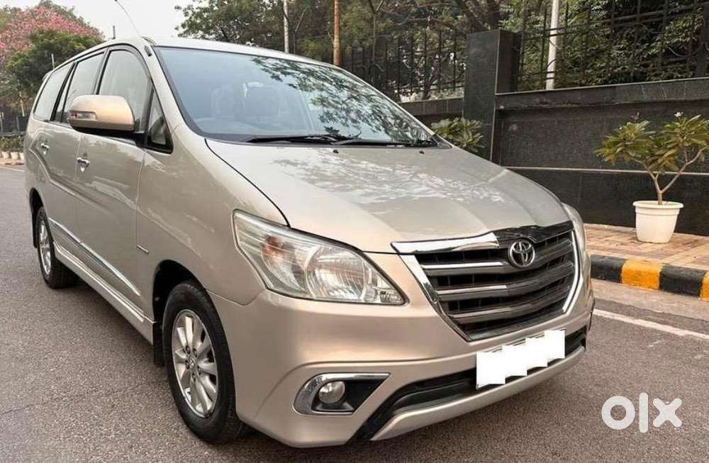 Toyota Innova 2015 Diesel 96328 Km Driven