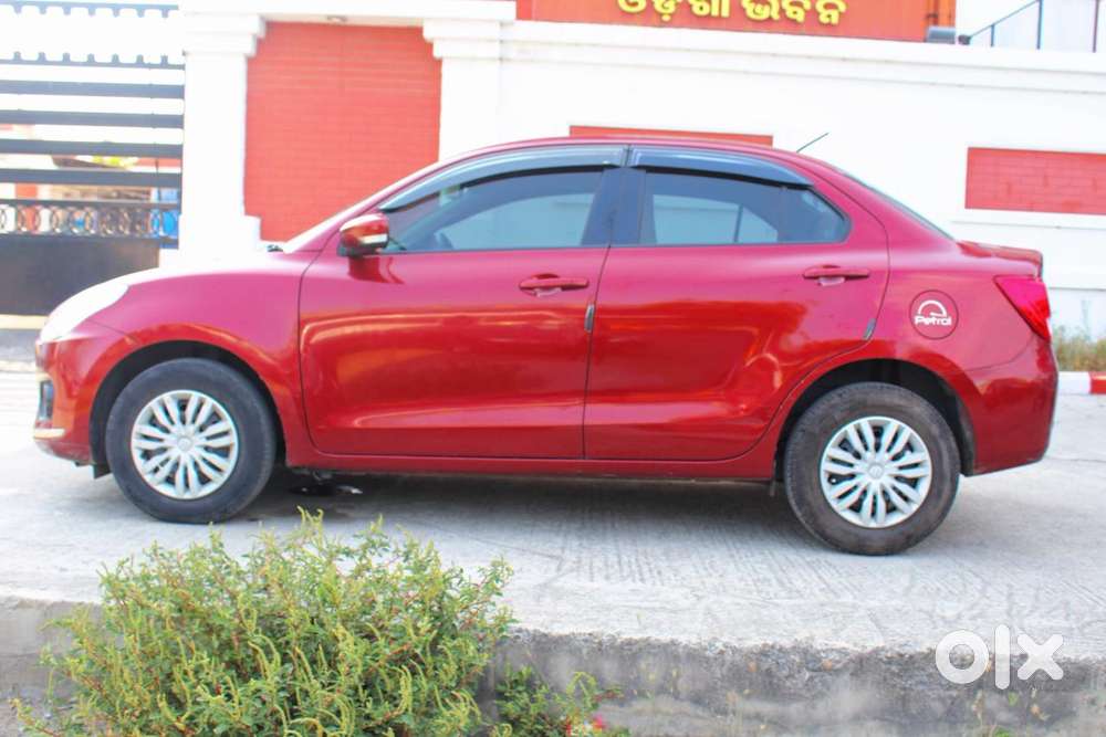 Maruti Suzuki Dzire 1.2 Vxi, 2017, Petrol
