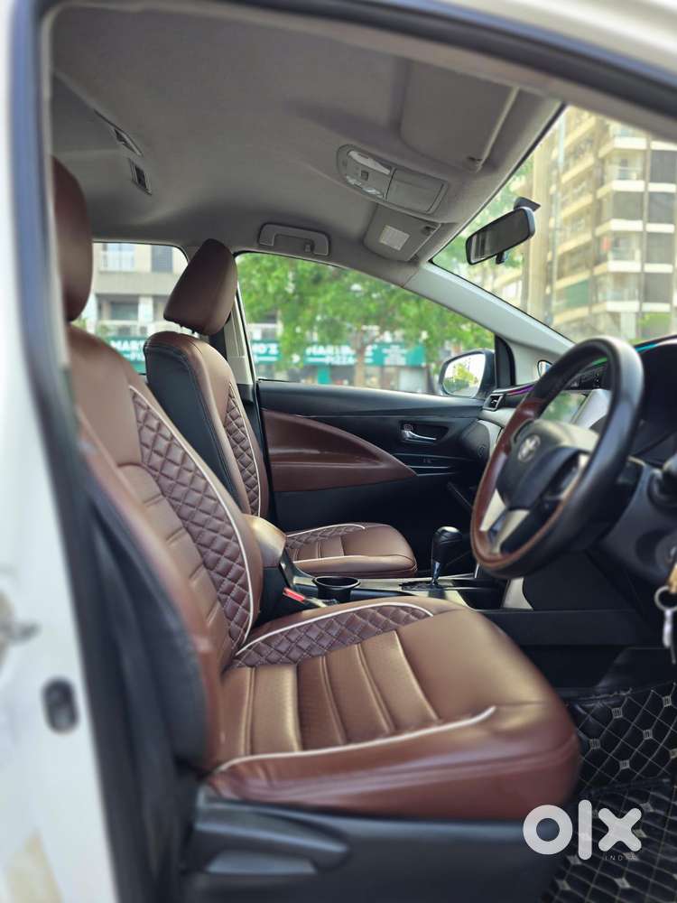 Toyota Innova Crysta 2.8 Gx At 8s, 2016, Diesel